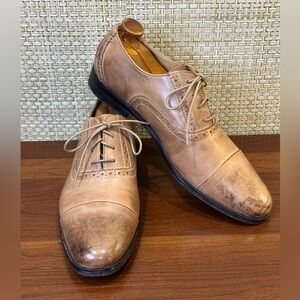 🌟HP🌟NWOT Distressed Tan Leather Op Tip Oxfords Original Penguin by Munsingwear
